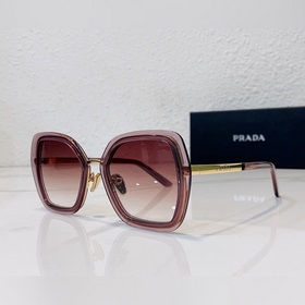 Prada Модель： SPR 53Y Размер： 53/21-138