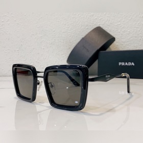 Prada Размеры： 52х19-145