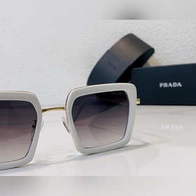 Prada Размеры： 52х19-145