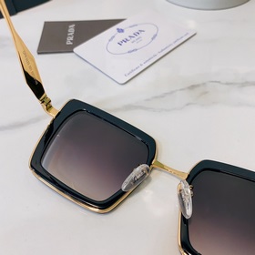 Prada Размеры： 52х19-145