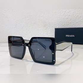 Prada Модель： PR 106XV Размер： 67/12-145