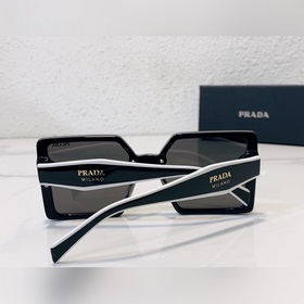 Prada Модель： PR 106XV Размер： 67/12-145