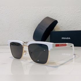 Prada Модель： SPR08Y Размер： 54х16-145