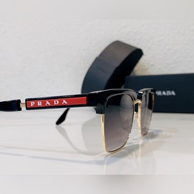 Prada Модель： SPR08Y Размер： 54х16-145