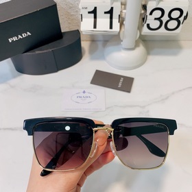 Prada Модель： SPR08Y Размер： 54х16-145