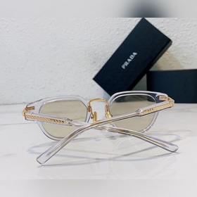 Официальный сайт новой модели Prada Модель： SPR17Y Размер： 49-2