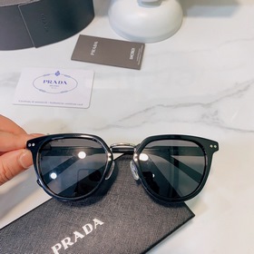Официальный сайт новой модели Prada, модель SPR17Y, размеры： 49-2