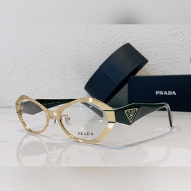 Модель Prada： PR 93YV Размер： 55 x 18 x 145.