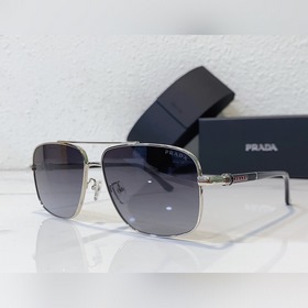 Prada PR113, квадратная форма Размер： 61-14-142