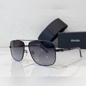 Prada PR113, квадратная форма Размер： 61-14-142