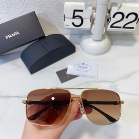 Prada PR113, квадратная форма Размер： 61-14-142