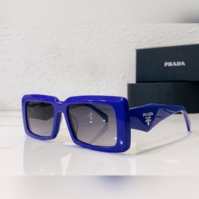 Prada Модель： SPR30W Размер： 56х17-145