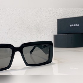 Prada Модель： SPR30W Размер： 56х17-145