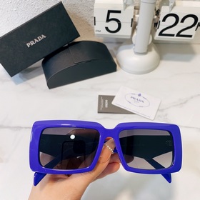 Prada Модель： SPR30W Размер： 56х17-145