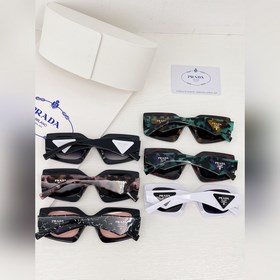 Эти очки Prada действительно очень привлекают внимание. Когда зак