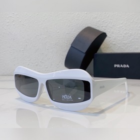 Prada SPR 30Y Размер： 68 x 13 x 120