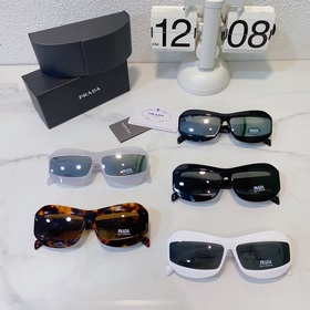 Prada SPR 30Y Размер： 68 x 13 x 120