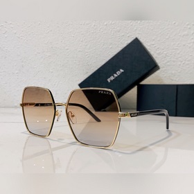 PRADA  Модель： PR56YS Размер： 57-19-145
