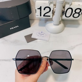 PRADA  Модель： PR56YS Размер： 57-19-145