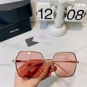 PRADA  Модель： PR56YS Размер： 57-19-145