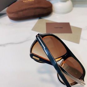 TOM FORD Модель： TF0998 Размер： 62-8-145