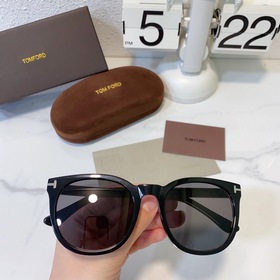 TOM FORD Модель： FT0858 Размер： 51/20-145