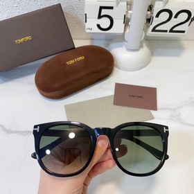 TOM FORD Модель： FT0858 Размер： 51/20-145