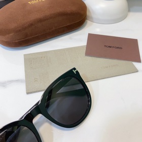 TOM FORD Модель： FT0858 Размер： 51/20-145