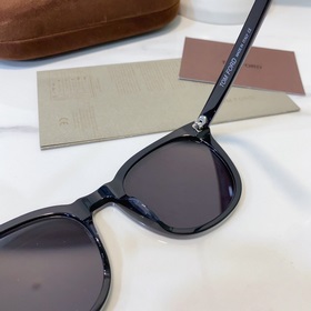 TOM FORD Модель： FT0858 Размер： 51/20-145