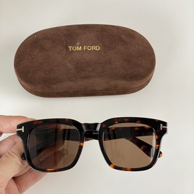 Tom Ford Модель： TF0751 Размер： 50 22 145 Высококачественная опр