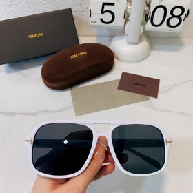 TOM FORD Модель： FT884 Размер： 60 18-140