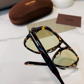 TOM FORD Модель： FT884 Размер： 60 18-140