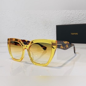TOM FORD Модель： FT939 Размер： 56/17-140