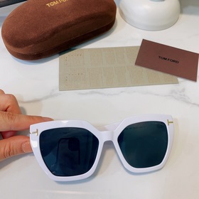 TOM FORD Модель： FT939 Размер： 56/17-140