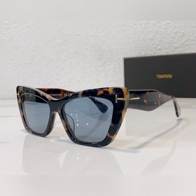 TOM FORD Модель： FT871 Размер： 56-15-140