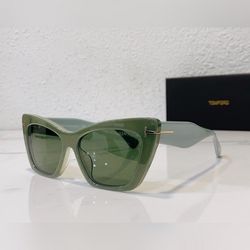 TOM FORD Модель： FT871 Размер： 56-15-140