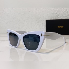 TOM FORD Модель： FT871 Размер： 56-15-140