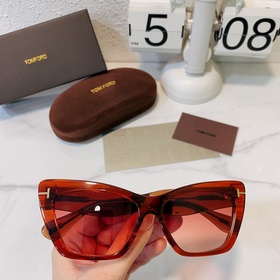 TOM FORD Модель： FT871 Размер： 56/15-140