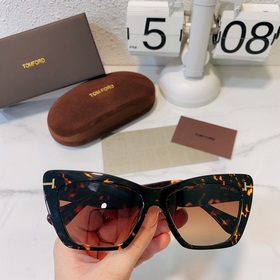 TOM FORD Модель： FT871 Размер： 56/15-140