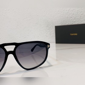 TOM FORD Модель： FT1000 Размер： 58х15-140