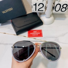 VALENTINO Модель： VA4712 Размер： 63 мм 14-140