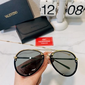 VALENTINO Модель： VA4712 Размер： 63 мм 14-140