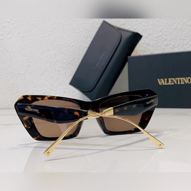 VALENTINO Модель： VA4114 Размер： 52 мм 19-140