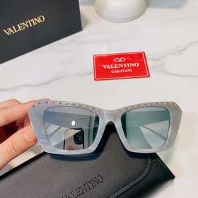 VALENTINO Модель： VA4114 Размер： 52 мм 19-140