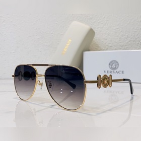 VERSACE Модель： VE2249 Размер： 58х19-145