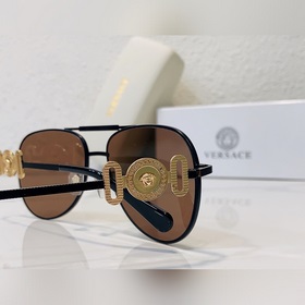 VERSACE Модель： VE2249 Размер： 58х19-145