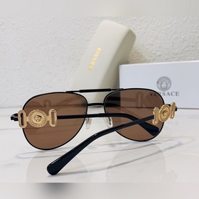 VERSACE Модель： VE2249 Размер： 58х19-145