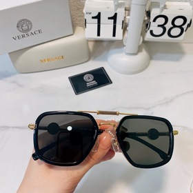 VERSACE Модель： VE6396 Размер： 59х12-145