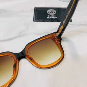 VERSACE Модель： VE4528 Размер： 63-17-145 Большая оправа Стильная