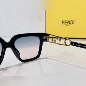 VERSACE, модель FOL038V, размер： 51-18-145.